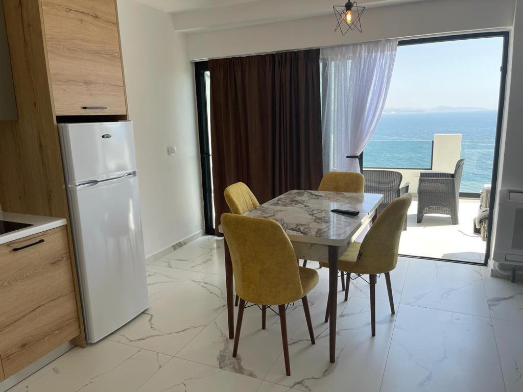 Sunrose Residences Sarande Exterior photo